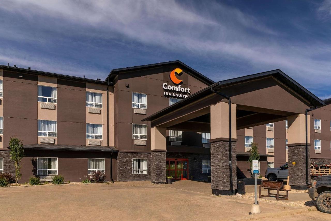 Comfort Inn & Suites Fox Creek Exterior photo